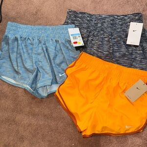 Nike 3 Pairs Medium Women's NEW Orange and Gray Shorts